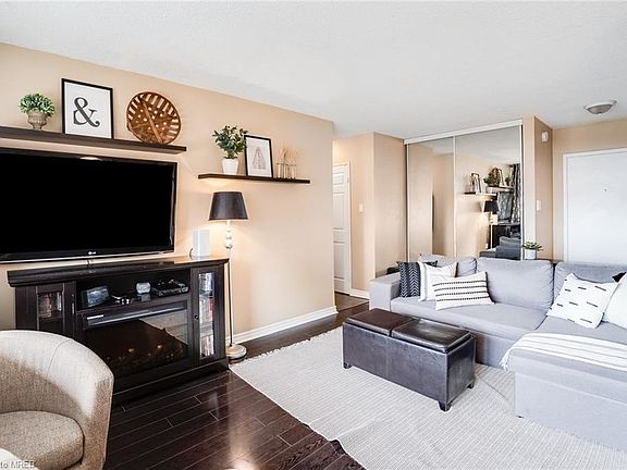 5th image of 3501 Glen Erin Dr #605