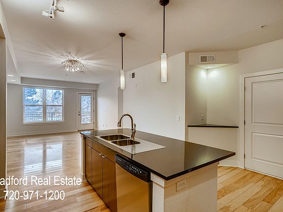 Open kitchen with center island