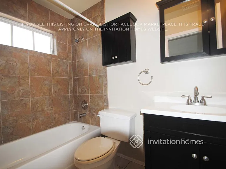 1582 Wyoming Dr SE — Photo 7