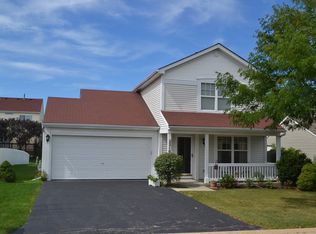 2210 N Cheswick Ct, Round Lake Beach, IL 60073