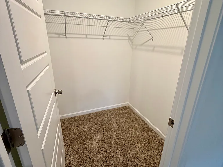 2 Oakleaf Way — Photo 9