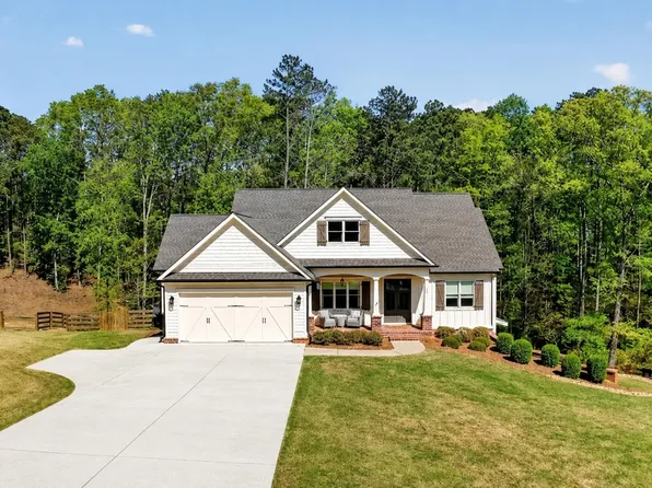 122 Brookfield Ct SE, White, GA 30184