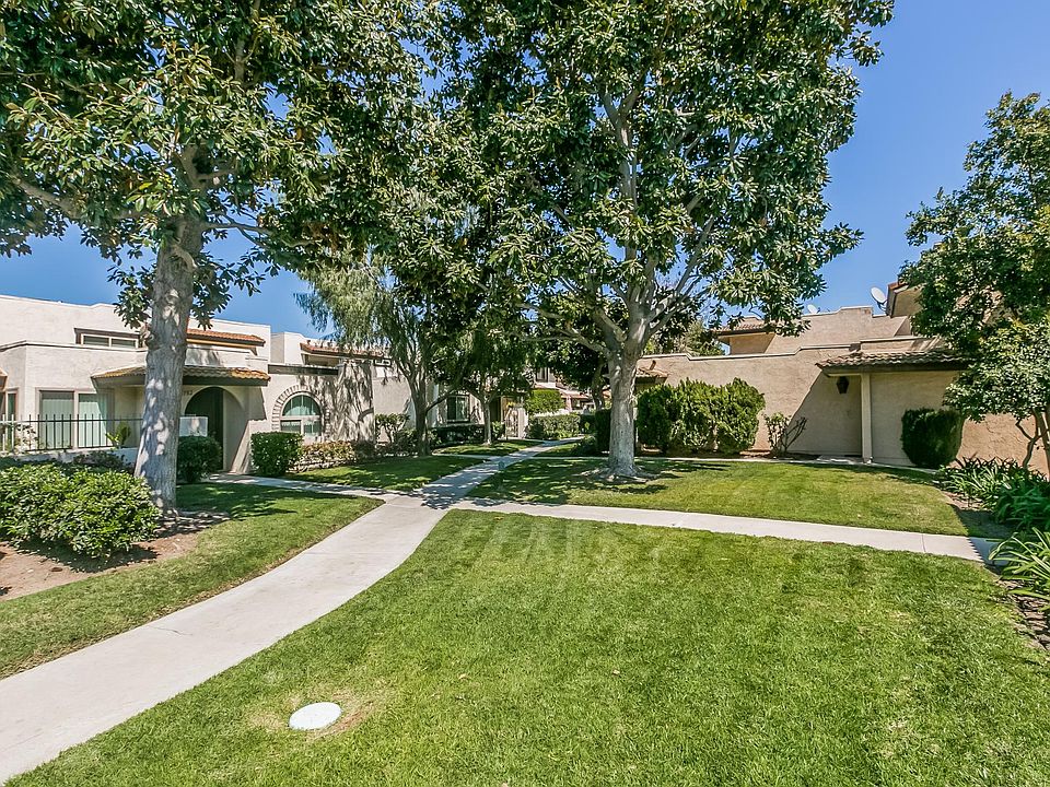 Cypress Monterey features well maintained greenbelts and pathways in the gated community.