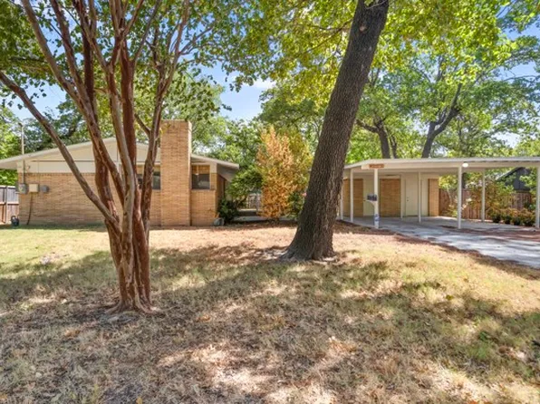 2514 Sherwood St, Denton, TX 76209