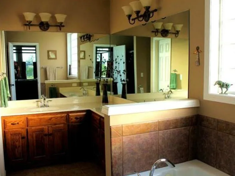 1204 Cottonwood Ct — Photo 10