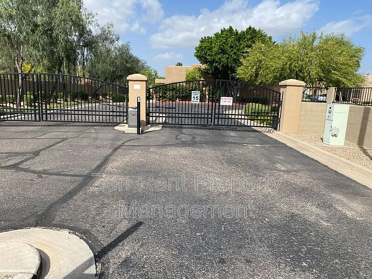 1650 S Crismon Rd #18 — Photo 20