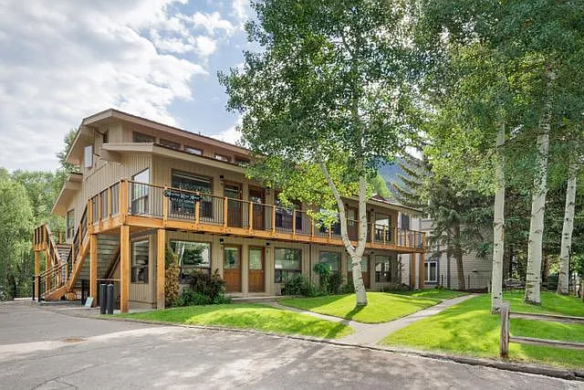 Located four blocks from the core of Aspen!