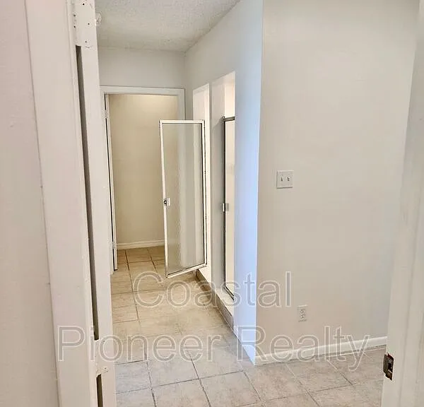 148 18th St NW — Photo 12