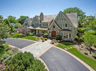 3 Rolling Ridge Rd, Northfield, IL 60093