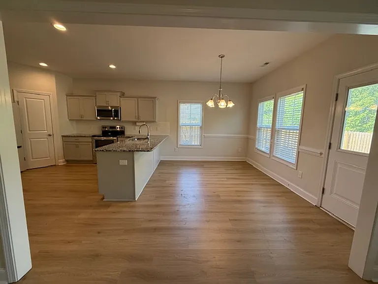 400 Bulrush Ct — Photo 8