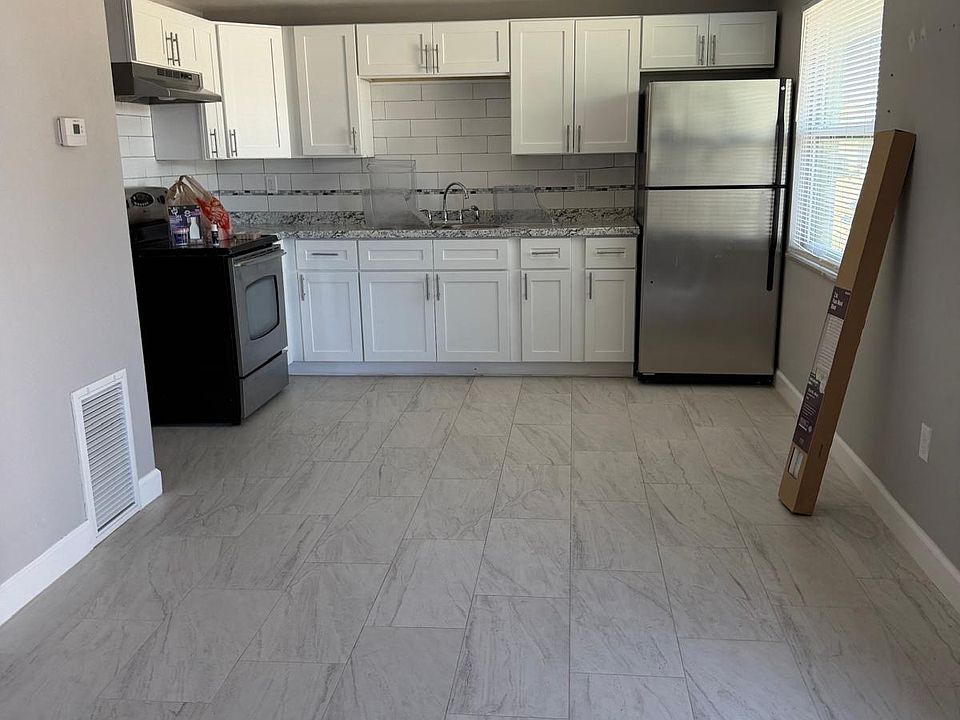 1st image of 155 S New York Ave #B