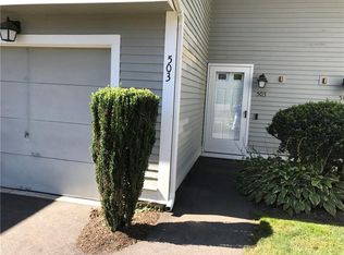 503 Brookhaven Ln, Woonsocket, RI 02895