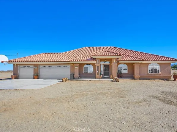 13041 Wagon Train Rd, Phelan, CA 92371
