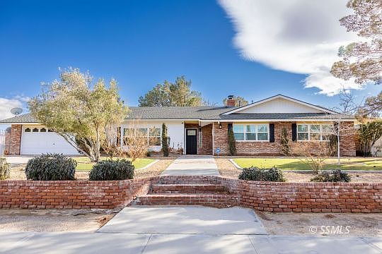 1st image of 1159 W Las Flores Ave