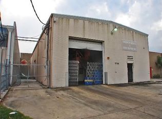 5736 Heebe St, Harahan, LA 70123