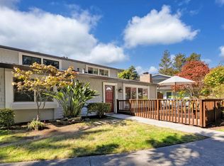 1112 Sutherland Ln APT 1, Capitola, CA 95010