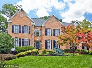 9106 Tetterton Ave, Vienna, VA 22182