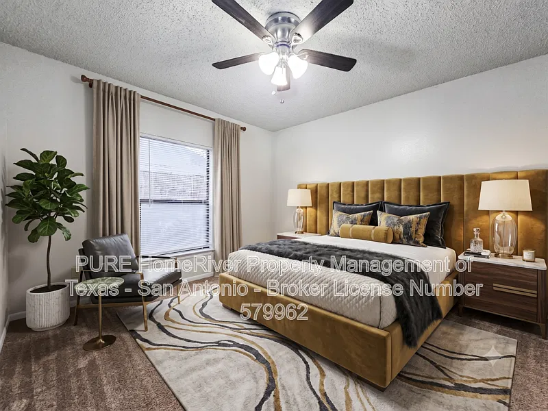 3 bed, 2.0 bath, 2079 sqft, $1,660 — Photo 4