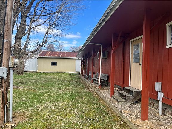 4th image of 112 Shady Ln