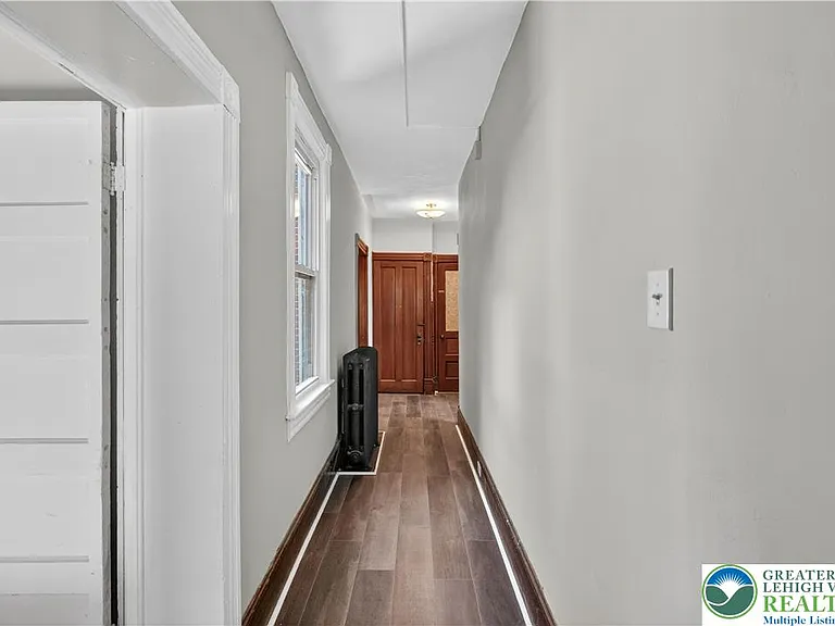 265-267 E Bertsch St #2 — Photo 10
