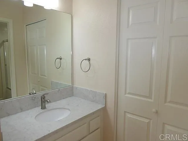 4705 Birchwood Cir — Photo 30