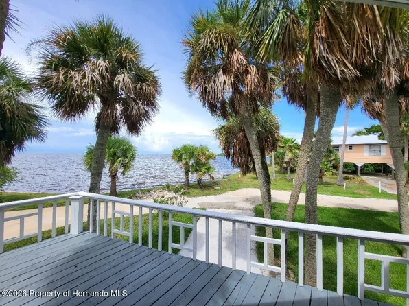 3446 Bayview Ave, Weeki Wachee, FL 34607