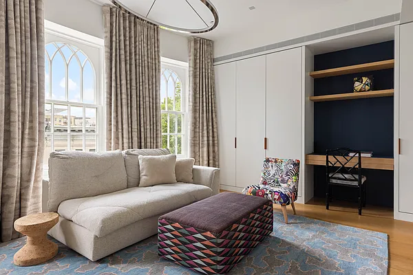 Sold by Compass | media 22