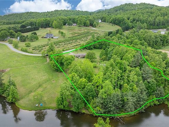 4th image of 475 Hendren Rd