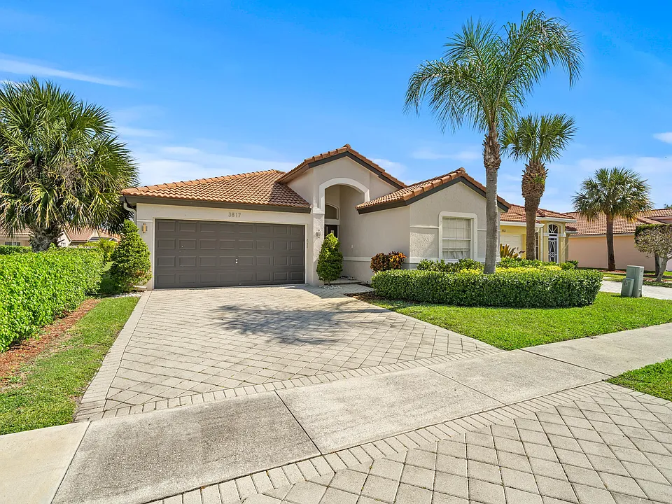 3817 Miramontes Cir