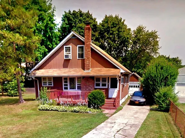 119 Peterson Street, Brentwood, NY 11717