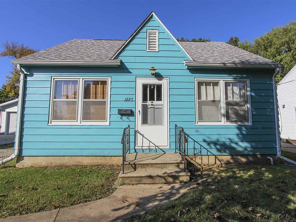 1st image of 1222 Parker St
