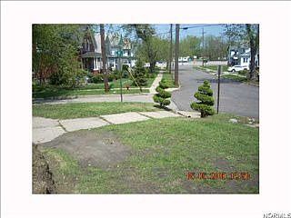 2nd image of 4801 Fern Ave