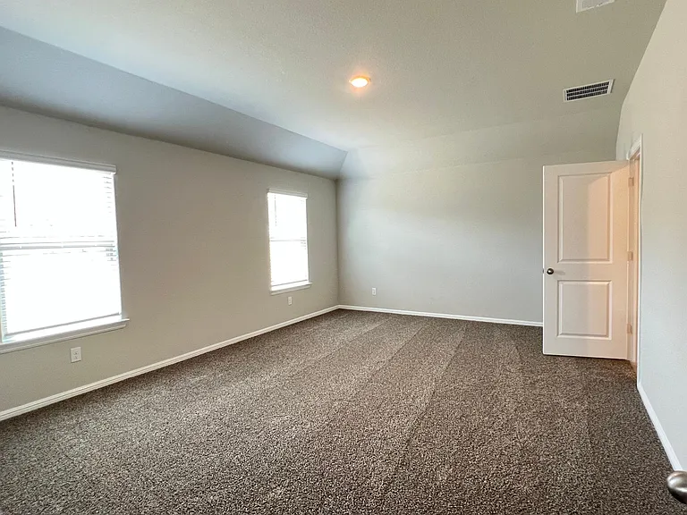 1416 Dillard Creek Dr — Photo 11