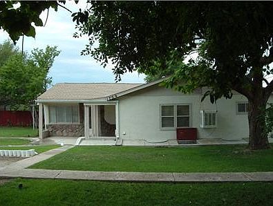 1st image of 1709 El Paso St