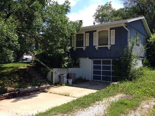 1st image of 2825 N 109th St