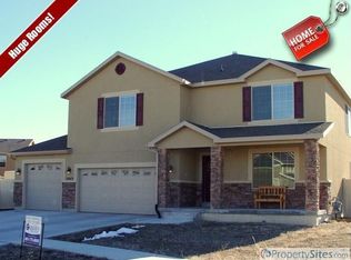 5843 N Columbus Cir, Tooele, UT 84074