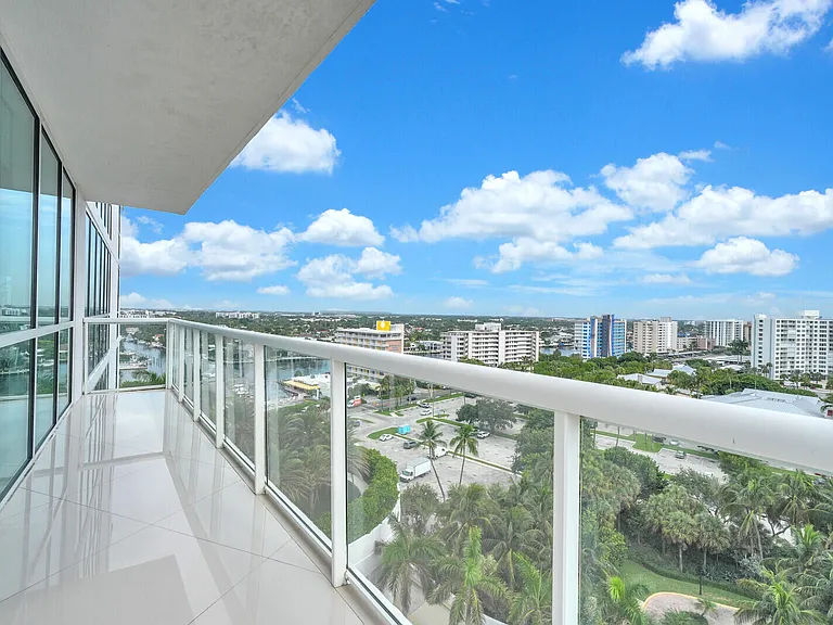 1 N Ocean Blvd #1007 — Photo 38