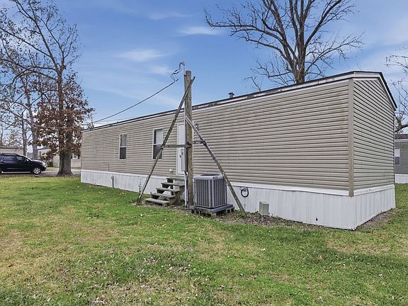 5th image of 180 Pelican St