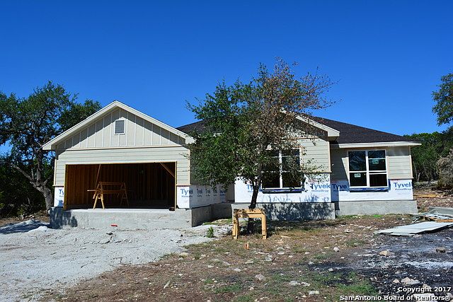 1st image of 329 Bogi St