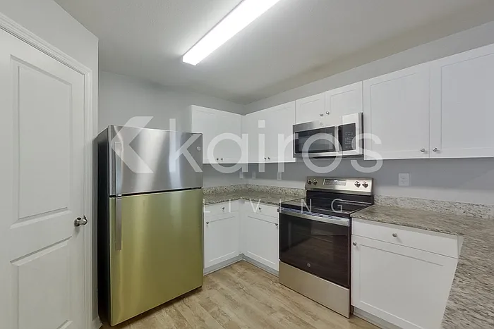 2227 NW 11th Ct — Photo 9