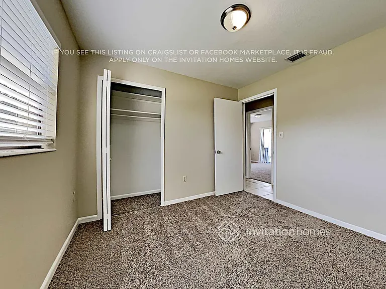 1032 Sunwood Ln — Photo 11