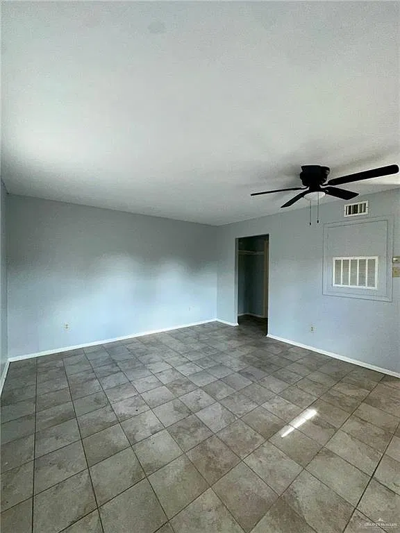 1 bed, 1.0 bath, 400 sqft, $680 — Photo 2