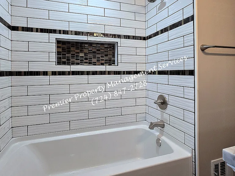 3216 Broadhead Rd — Photo 18