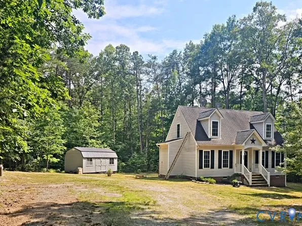 5689 Hickory St, Powhatan, VA 23139