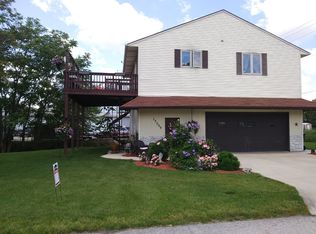 15009 Wayne St, Hoagland, IN 46745