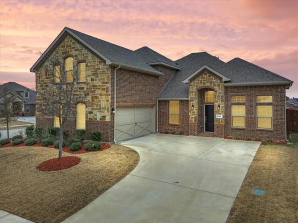 426 Dalroy Dr, Midlothian, TX 76065
