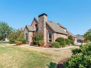 1700 SW Gosford Ave, Bentonville, AR 72713