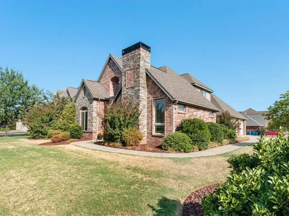 1700 SW Gosford Ave, Bentonville, AR 72713