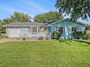 17513 Calhoun St, Lowell, IN 46356