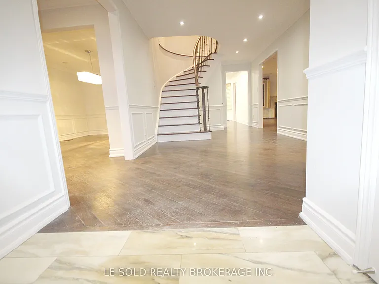 10 McDougall Ct — Photo 4